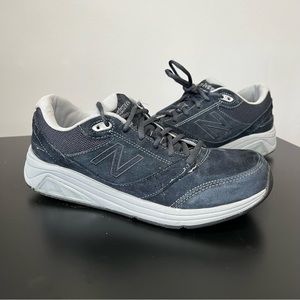 New‎ Balance 928NV3 women suede sneakers size 9